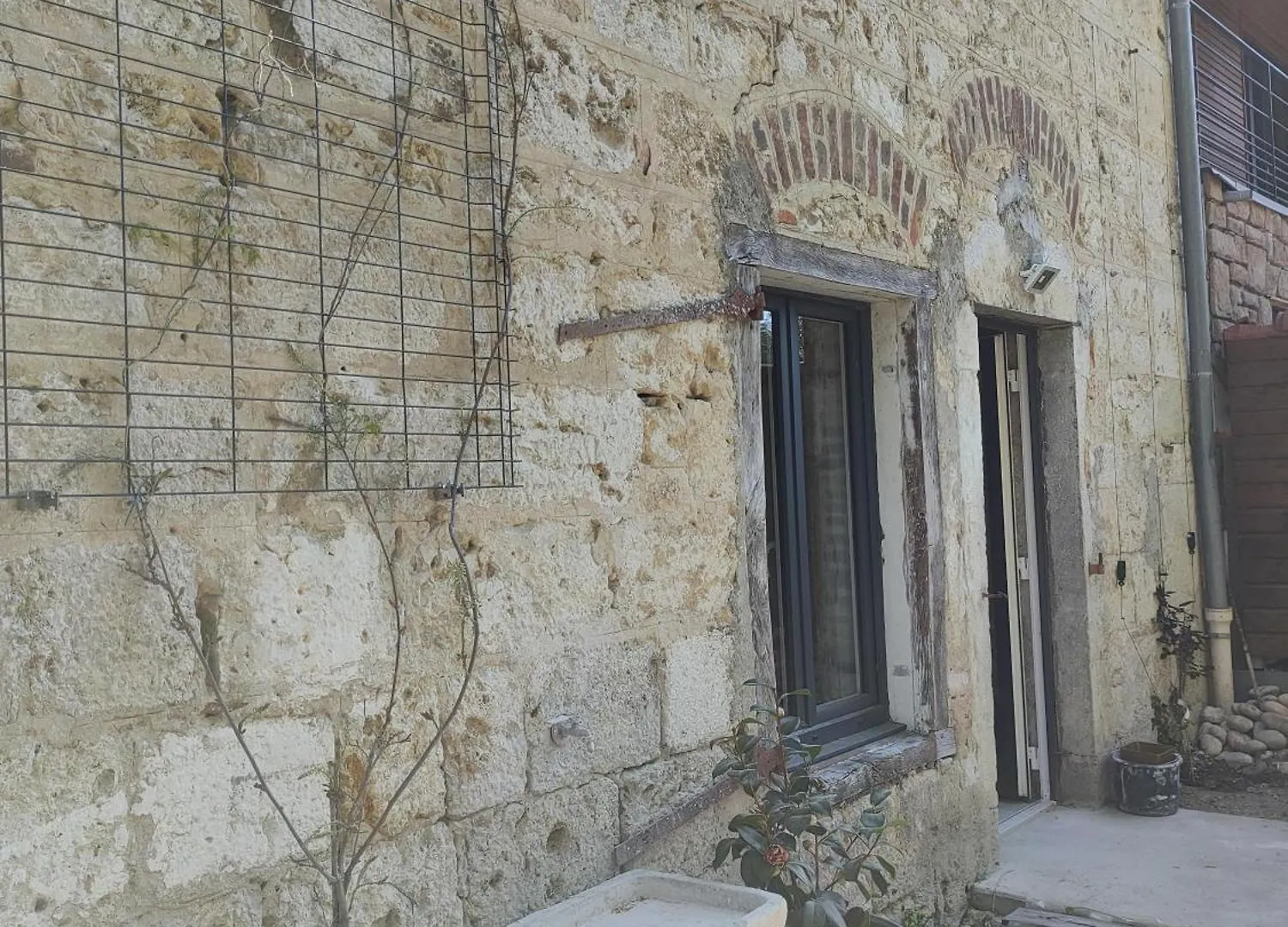 Gite Du Longevent Meximieux Apartment